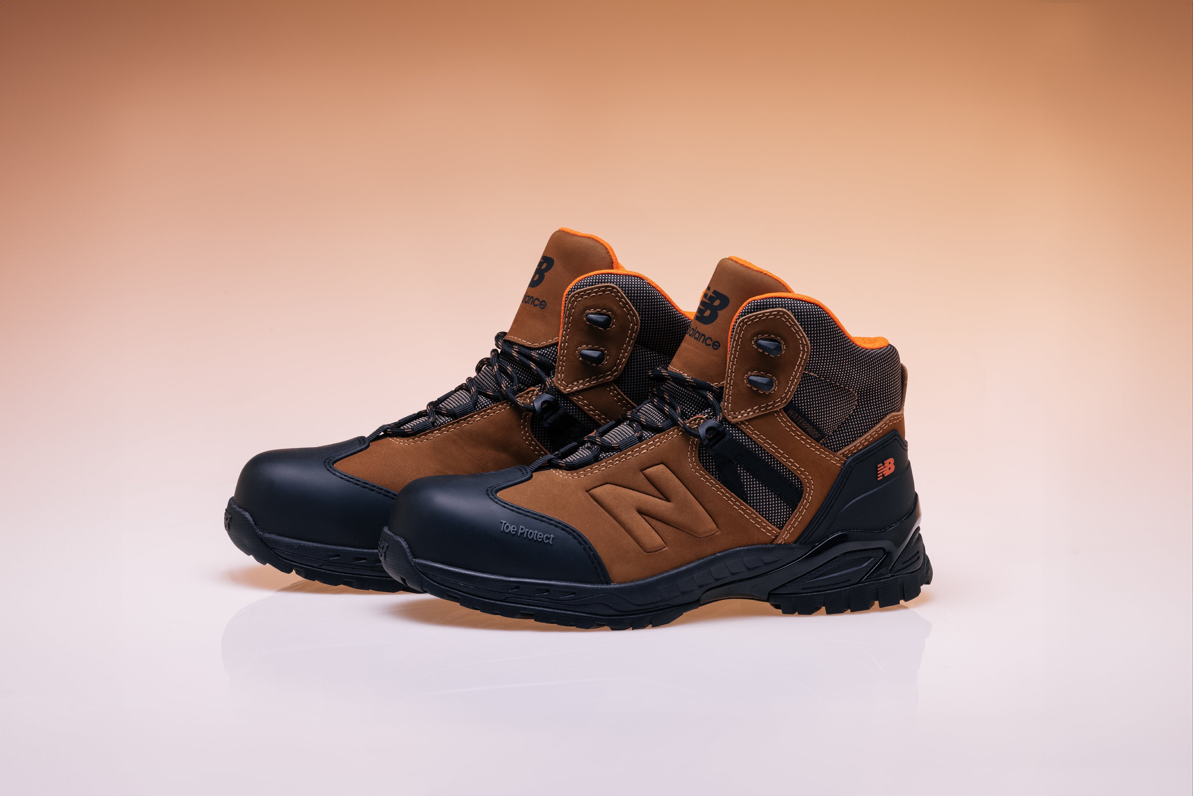 New Balance Allsite, Sicherheitsstiefel S3 SRC FO WR/WRU, rustic brown / schwarz, S3 WR SRC, EN ISO 20345